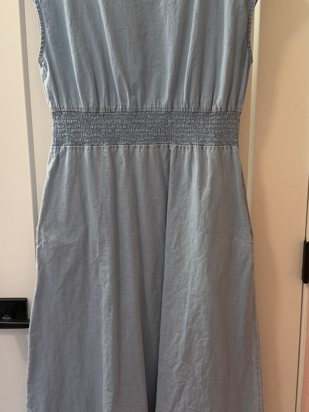 Jones New York Light Blue Sleeveless Midi Dress with Smocked Waist
